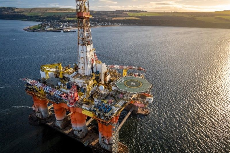 Two thousands North Sea catering workers accept inflation-busting pay offer